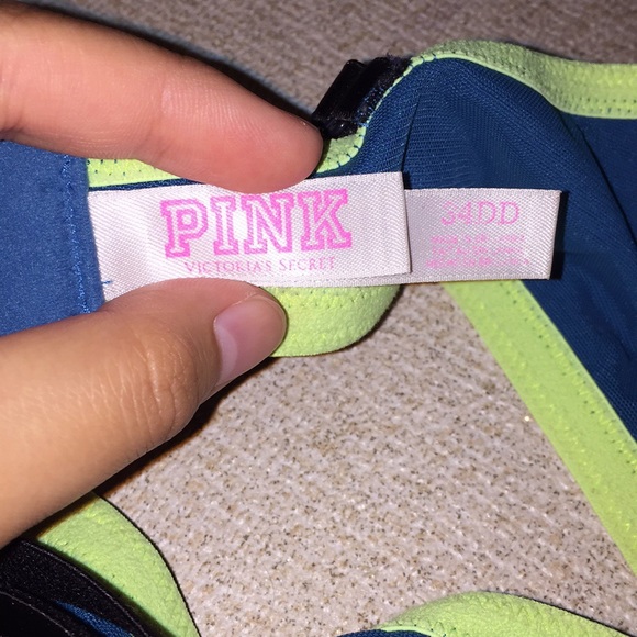 Victoria’s Secret / Pink Bras - Picture 5 of 5